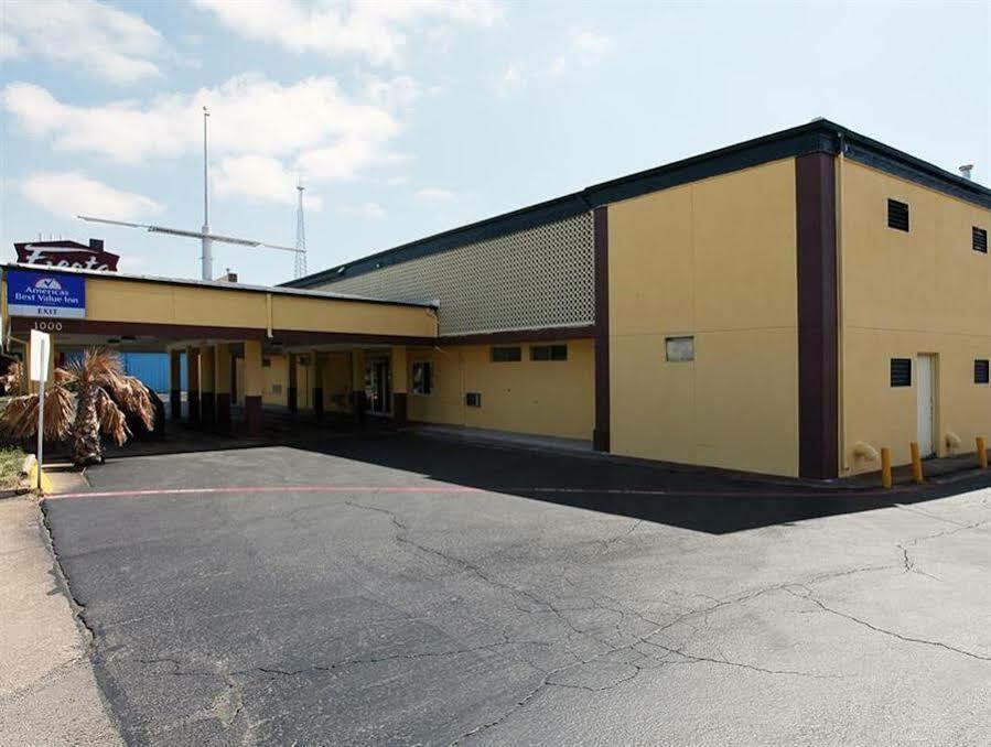 Budget Host Inn Arlington Exterior foto